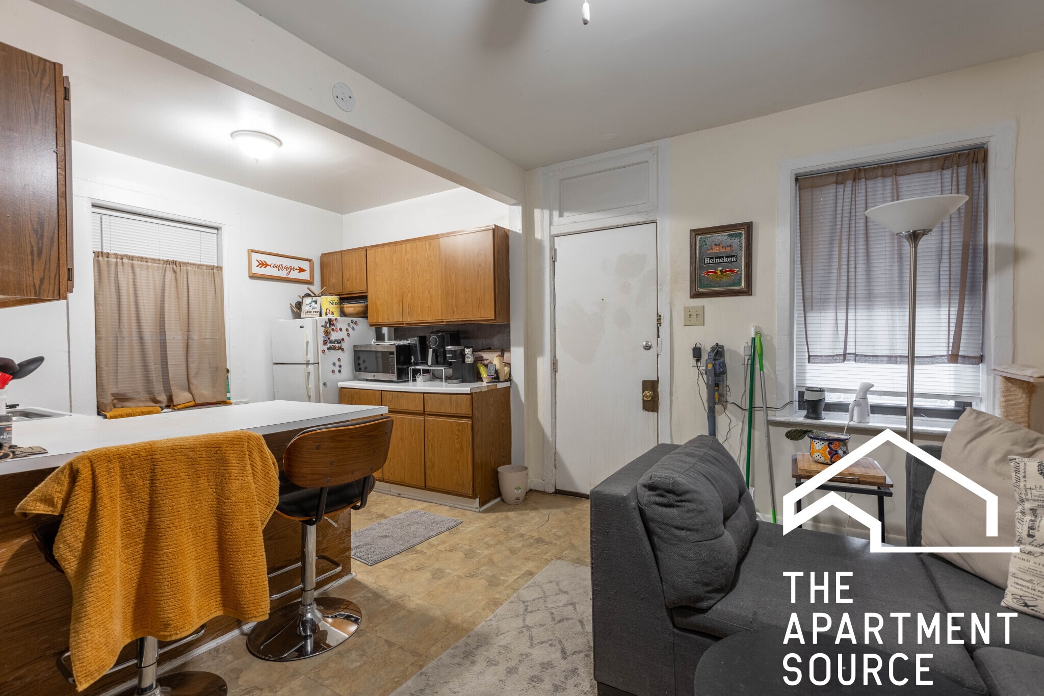 Building Photo - 1627 N Winchester Ave