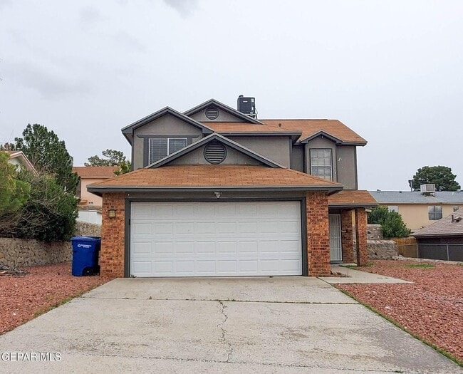 Primary Photo - 1120 Shawnee Ln