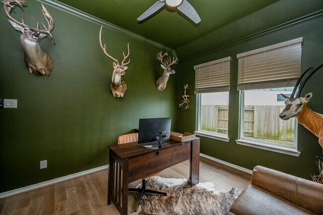 Building Photo - 30718 Parkside Passage Dr