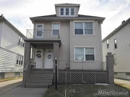 Primary Photo - 1343 Beaconsfield Ave