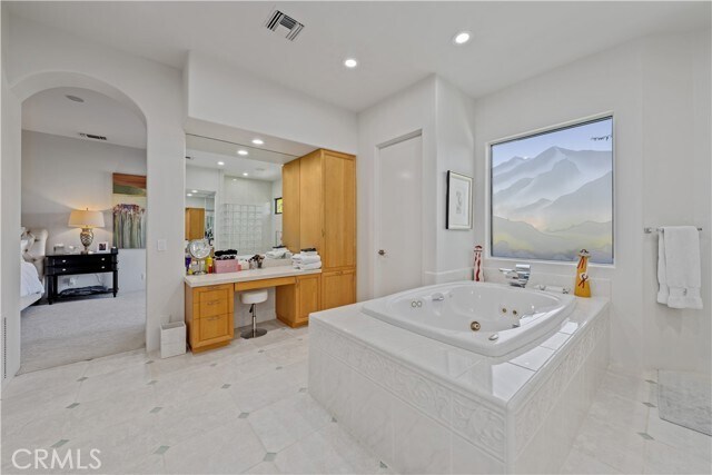 Building Photo - 78840 Lima