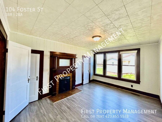 Building Photo - 104 Foster St