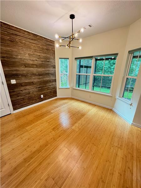 Building Photo - 103 Tahoe Dr