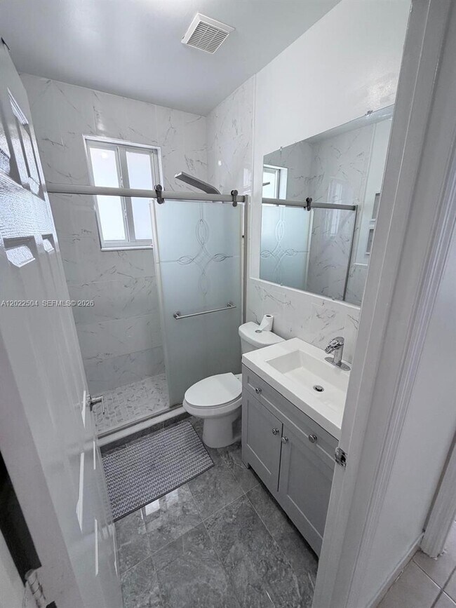 Building Photo - 1670 NW 73rd St
