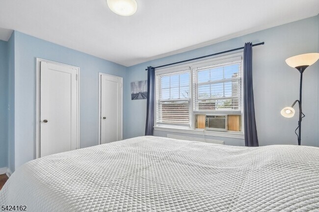 Building Photo - 176 Millburn Ave