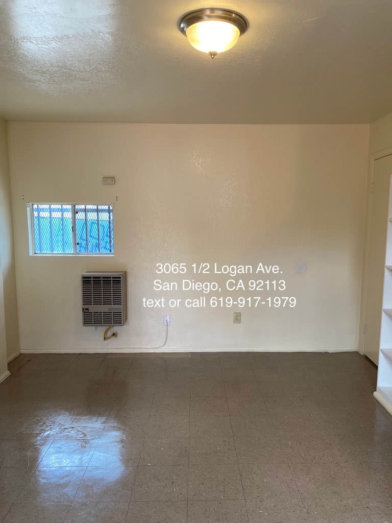 Building Photo - 3065 1/2 Logan Ave