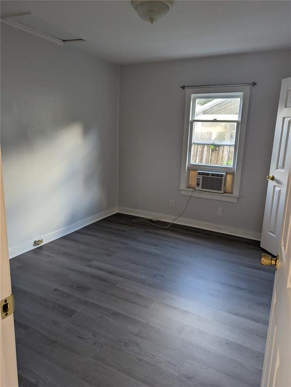 Building Photo - 3105 S Crystal Lake Dr