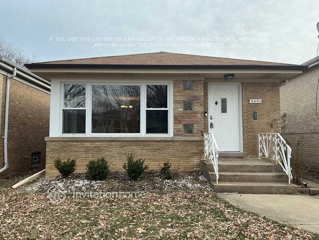 Building Photo - 5451 N Nagle Ave