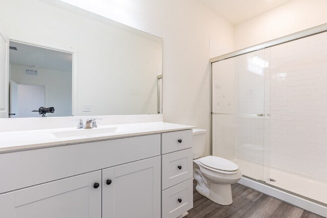 Building Photo - 5631 Pearl Mdw