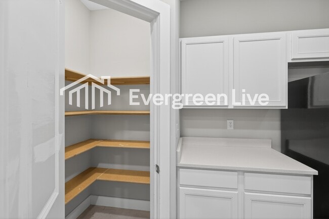 Building Photo - 113 E Santa Fe Cir