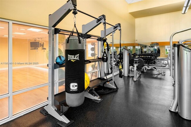 Building Photo - 7350 SW 89th St