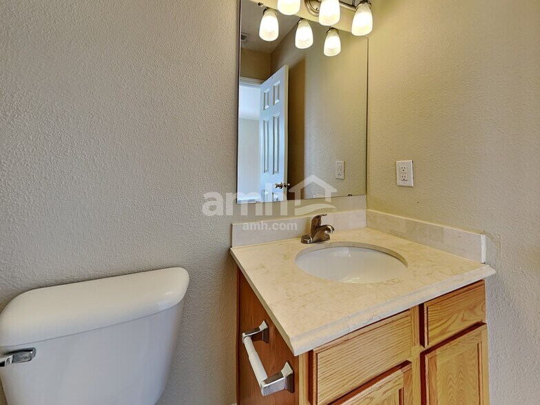 Building Photo - 12655 Endurance Dr