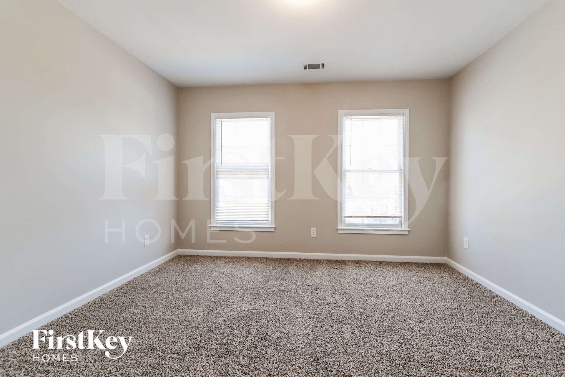 Building Photo - 2190 Sugarbirch Dr