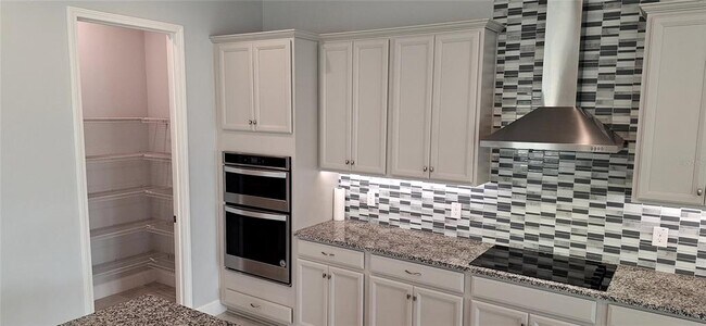 Building Photo - 13703 Lippman Alley