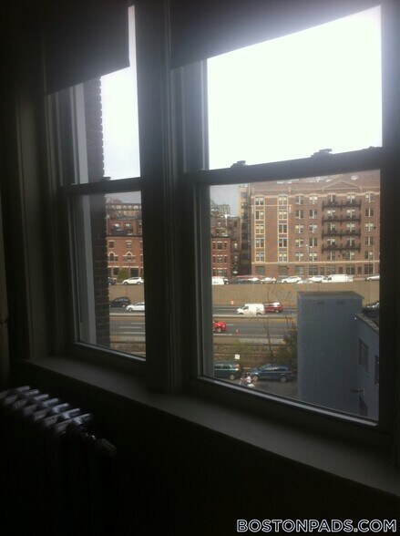 Building Photo - 1163 Boylston St