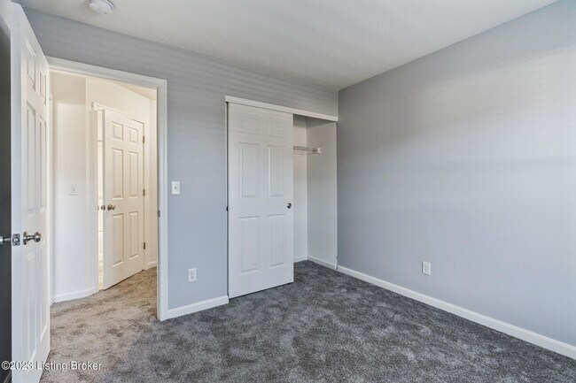 Building Photo - 123 Gadwall Ct