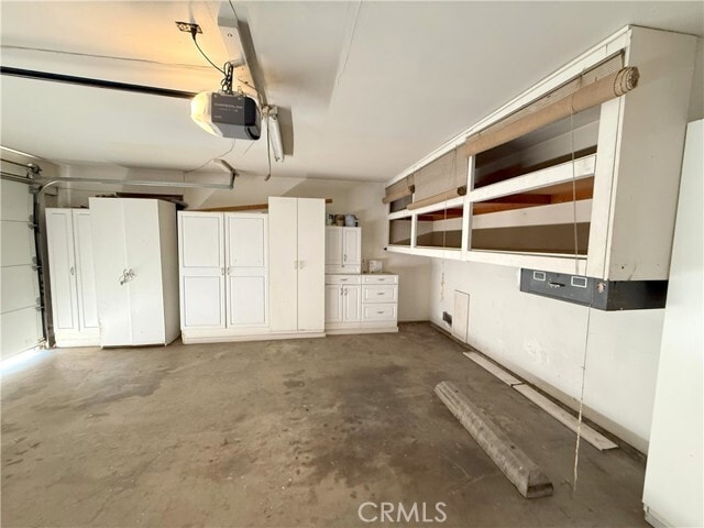 Building Photo - 608 Juanita Ave