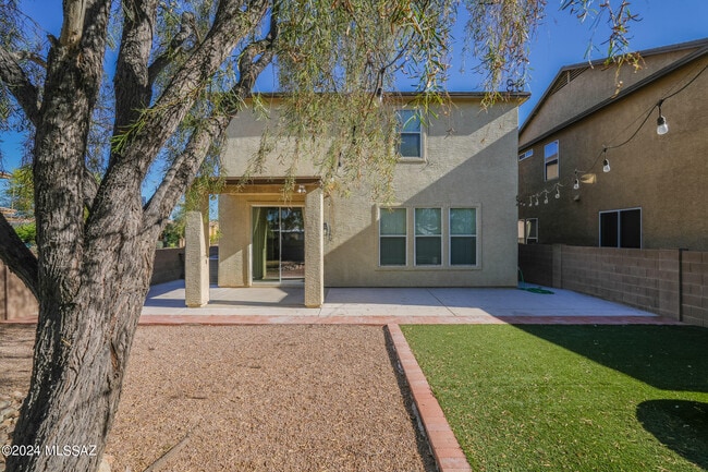 Building Photo - 2790 W Checkerspot Dr
