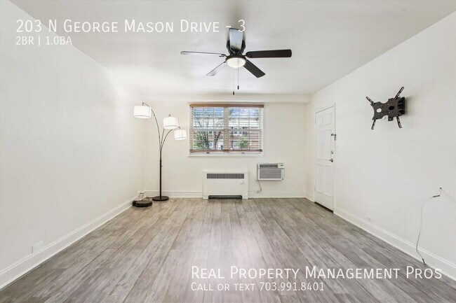 Building Photo - 203 N George Mason Dr