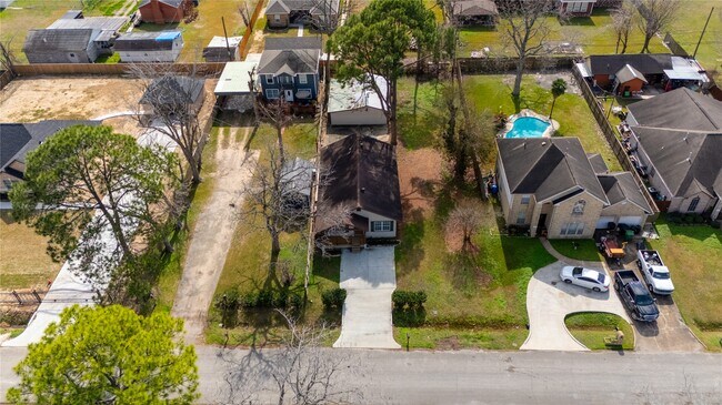 Building Photo - 8214 Peekskill Ln