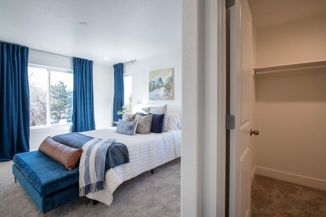 Building Photo - 1518 Tyram Grv