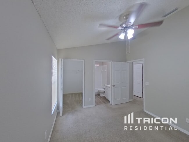 Building Photo - 828 Cape Cod Cir