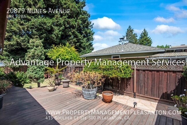 Building Photo - 20879 Nunes Ave