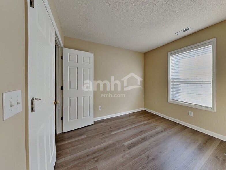 Building Photo - 4809 Tommans Trl