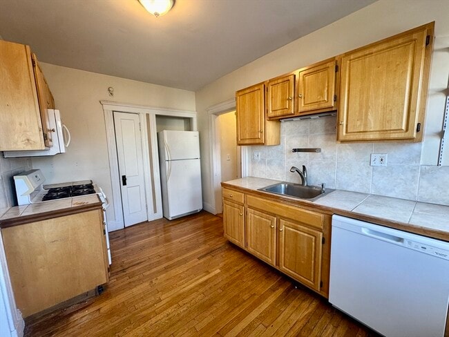 Building Photo - 55 Brookley Rd