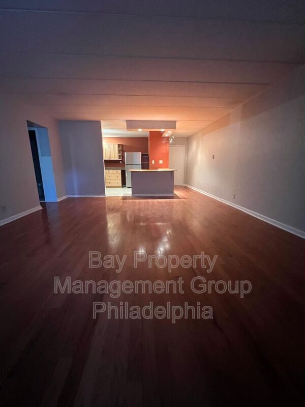 Building Photo - 400 Glendale Rd