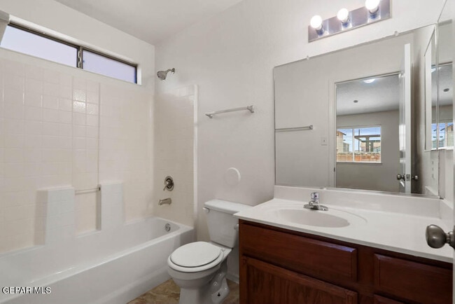 Building Photo - 14266 Gil Reyes Dr