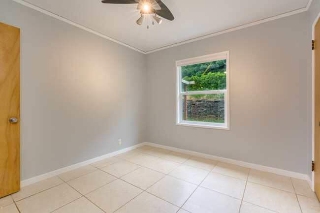 Each bedroom looks out on nothing but greenery! - 211 Farview Drive