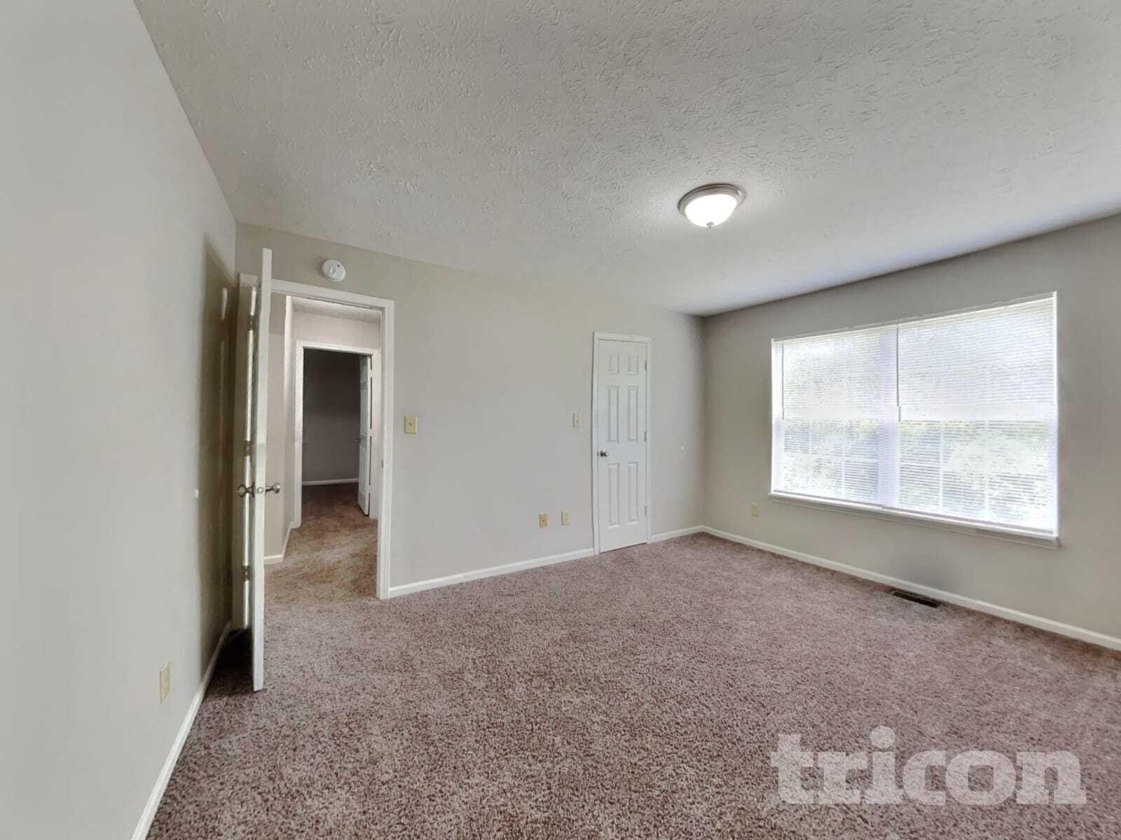 Building Photo - 6422 Coconut Ct