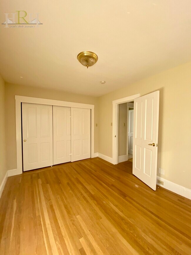 Bedroom - 1562 Dolores St
