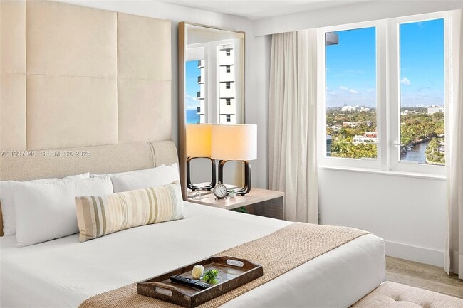 Building Photo - 102 24th St