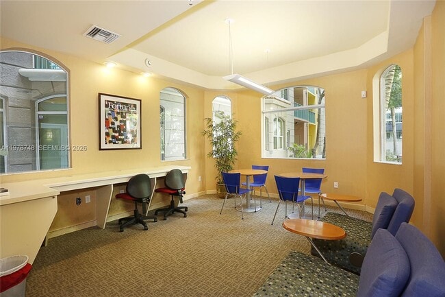 Building Photo - 6001 SW 70th St