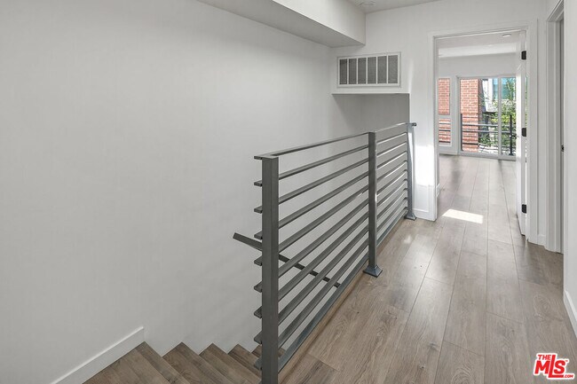 Building Photo - 6611 Leland Way