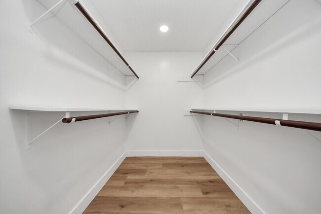 Building Photo - 1114 N Nottingham