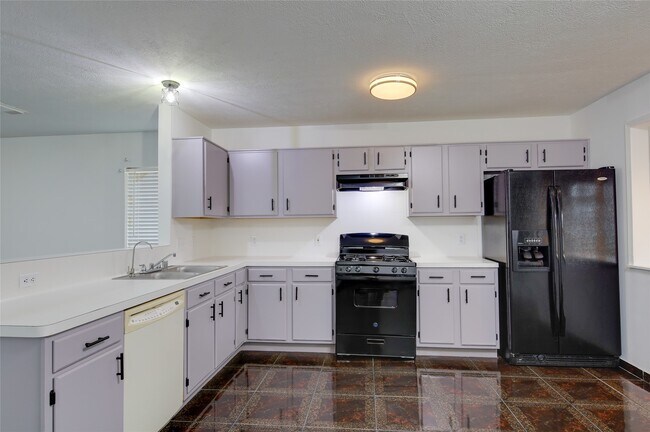 Building Photo - 12807 Ambrose St