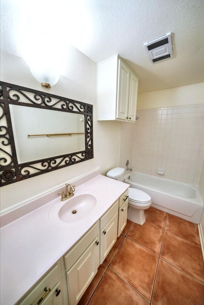 Building Photo - Charming NE Side Home Now Available in the...