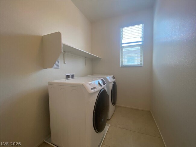 Building Photo - 436 Cadence View Way