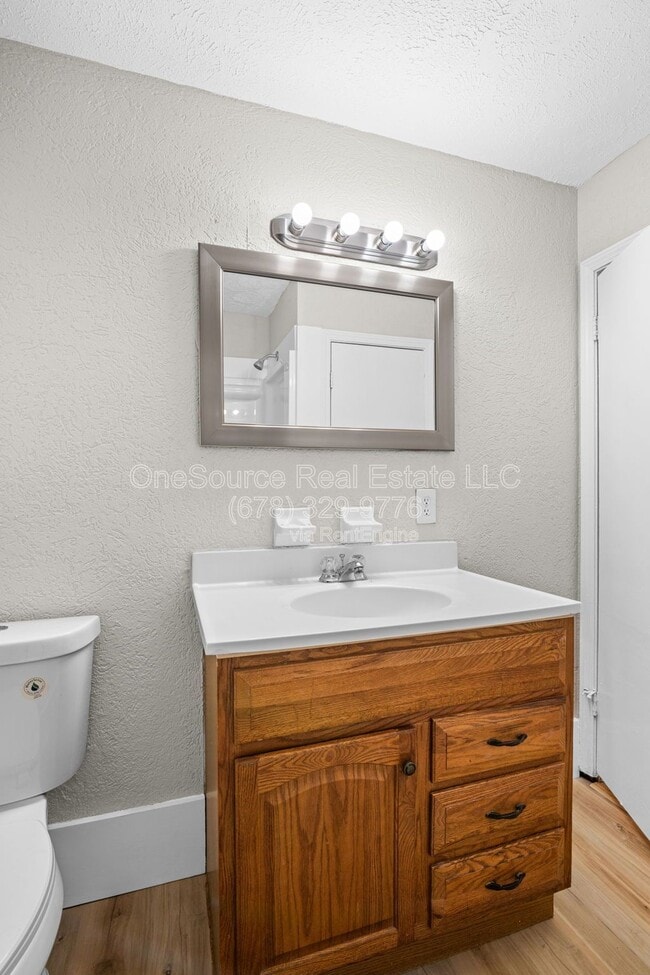 Building Photo - 13 Hearthwood Ct