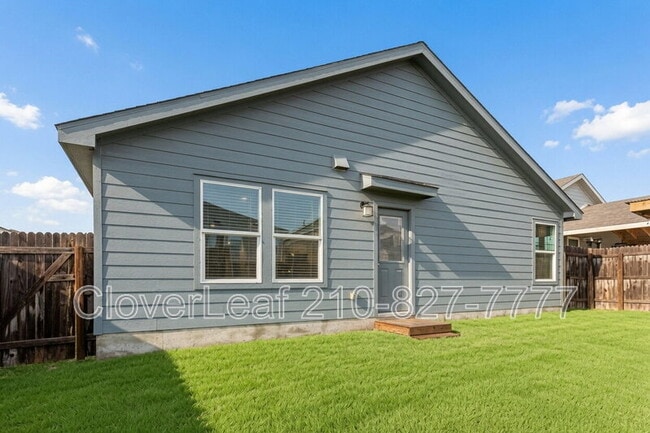 Building Photo - 2815 Rosefinch