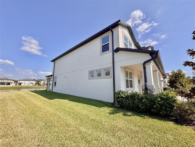 Building Photo - 12189 Nouveau Ave