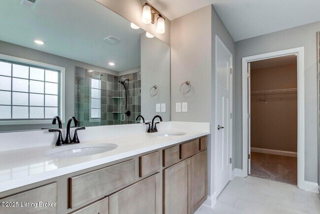 Building Photo - 14210 Halden Ridge Way