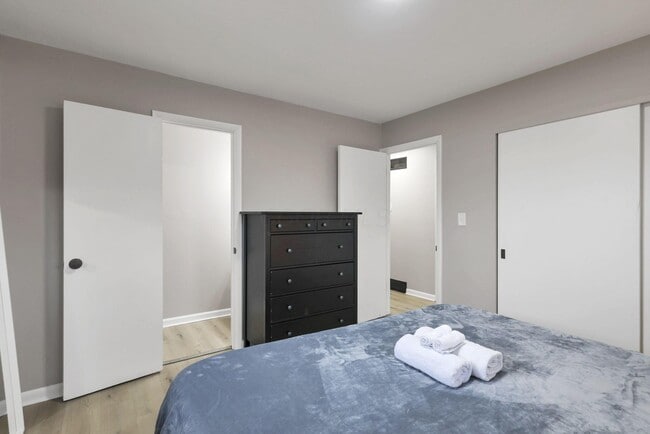 Building Photo - 1833 Berkeley Rd