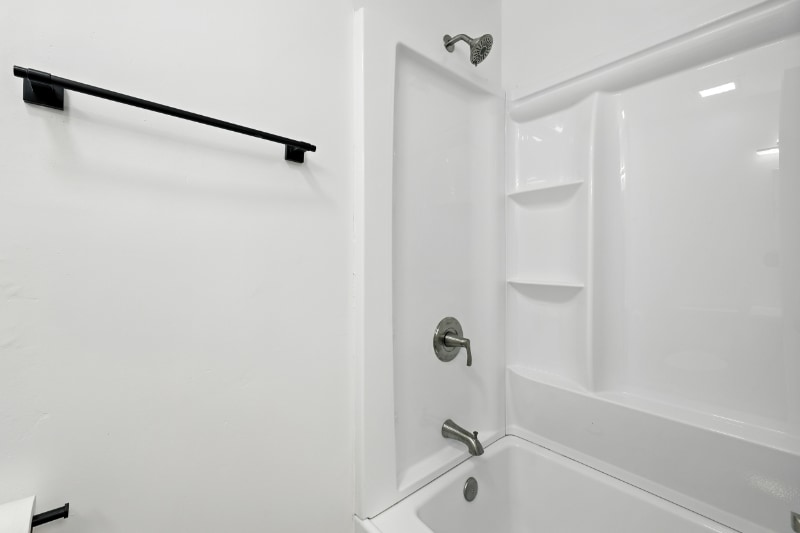 Building Photo - 118 Parkdale Ave