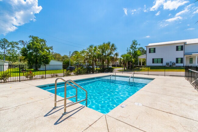 Building Photo - Best of Orange Beach - Casablanca