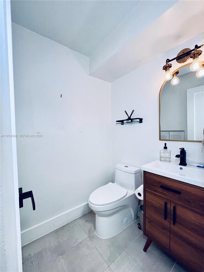 Building Photo - 6855 SW 45th Ln