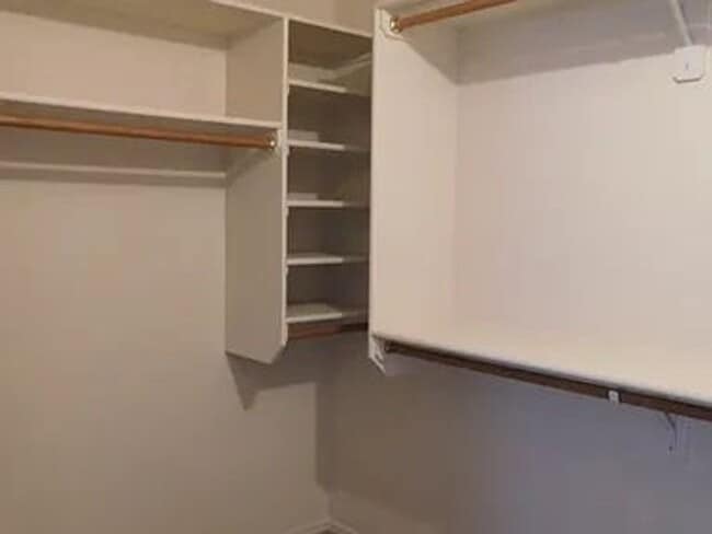 Building Photo - Come take a look at this three bedroom two...
